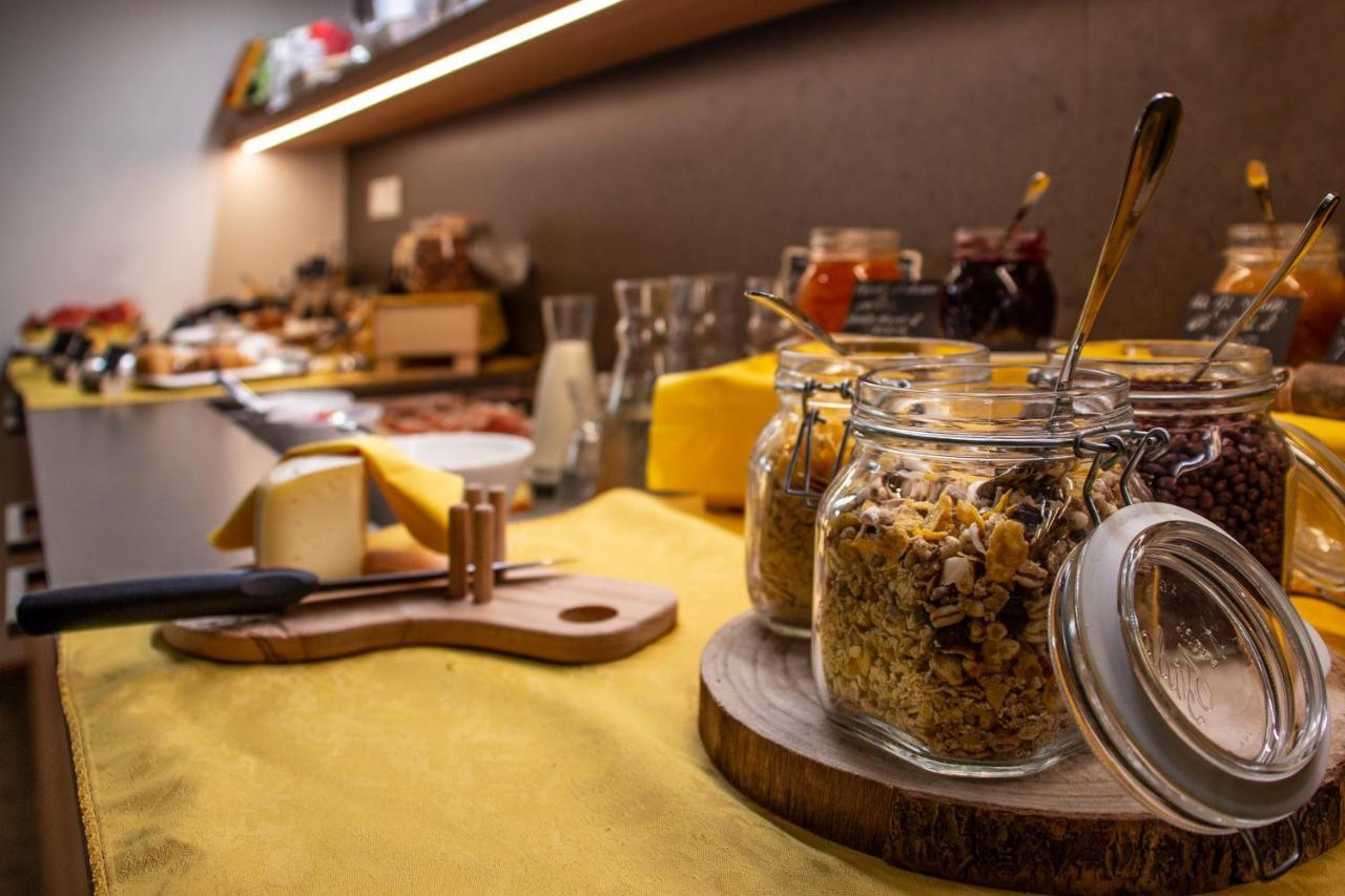 Dolcevita Ambiez B&B San Lorenzo Dorsino Kültér fotó