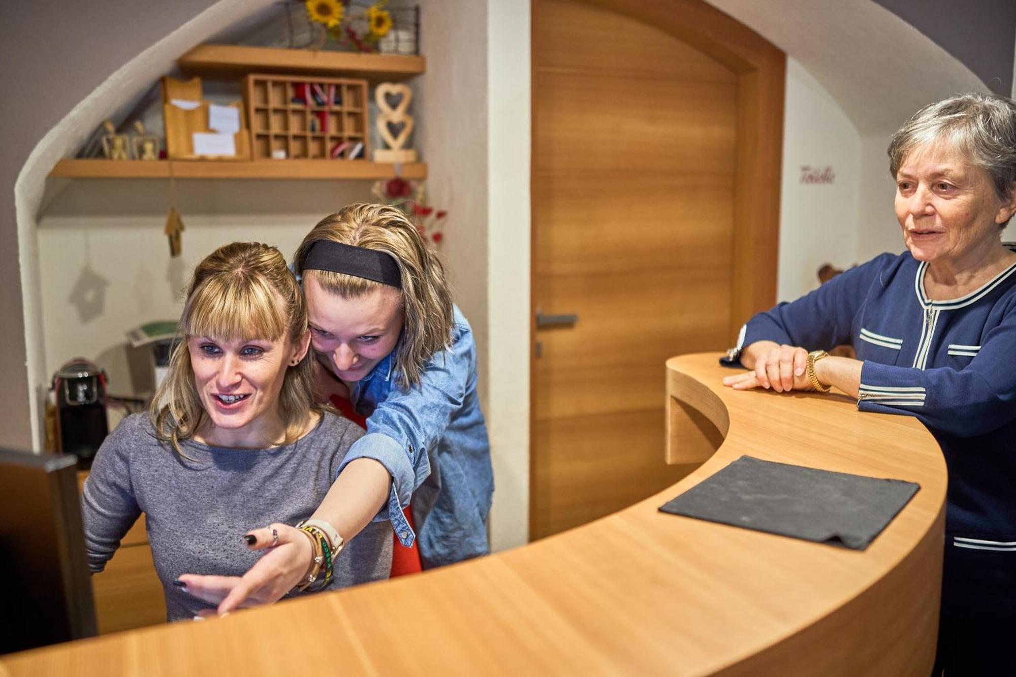 Dolcevita Ambiez B&B San Lorenzo Dorsino Kültér fotó