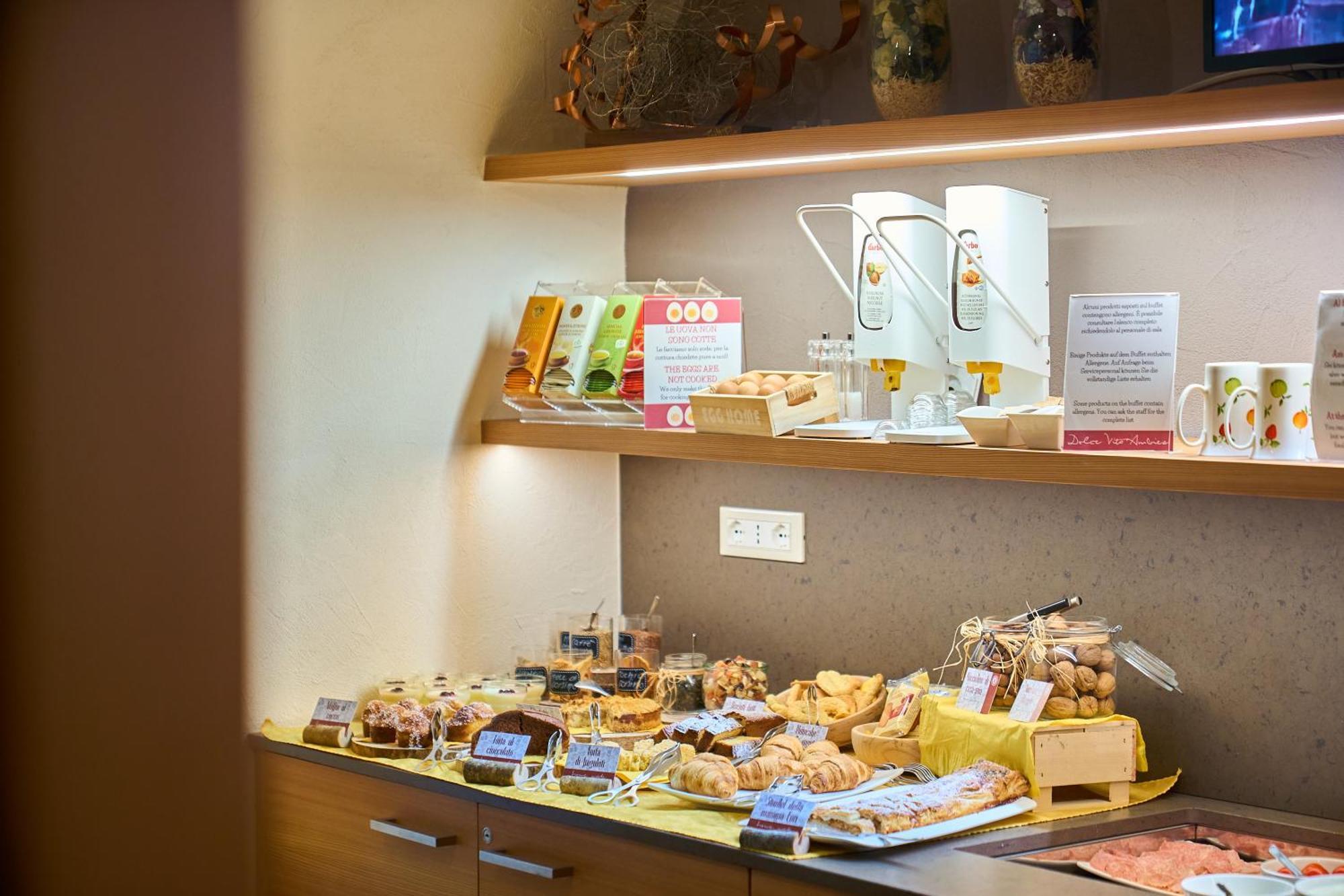 Dolcevita Ambiez B&B San Lorenzo Dorsino Kültér fotó
