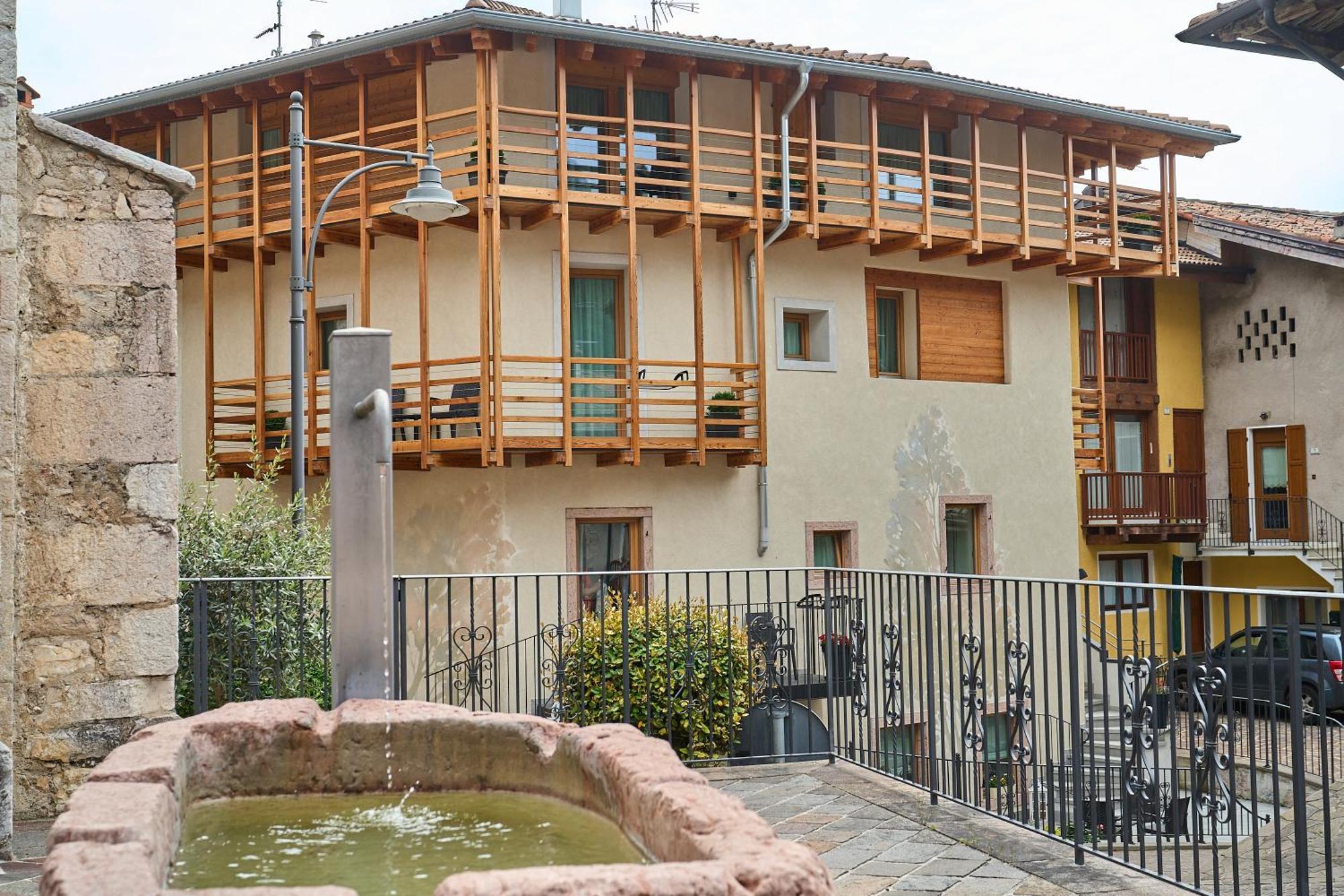 Dolcevita Ambiez B&B San Lorenzo Dorsino Kültér fotó