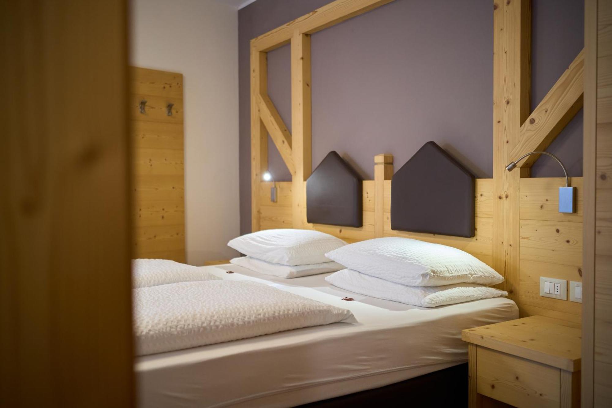 Dolcevita Ambiez B&B San Lorenzo Dorsino Kültér fotó
