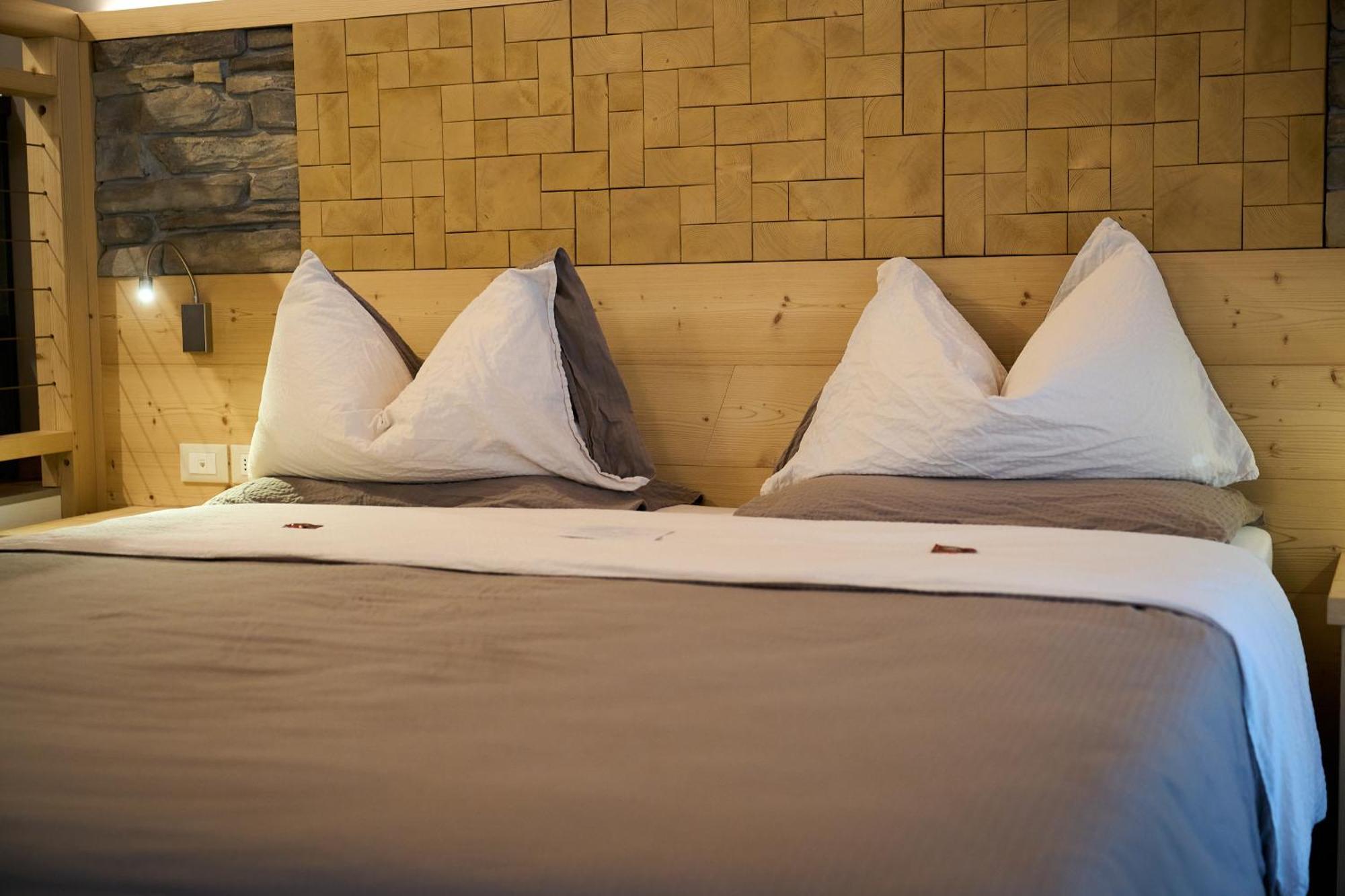 Dolcevita Ambiez B&B San Lorenzo Dorsino Kültér fotó