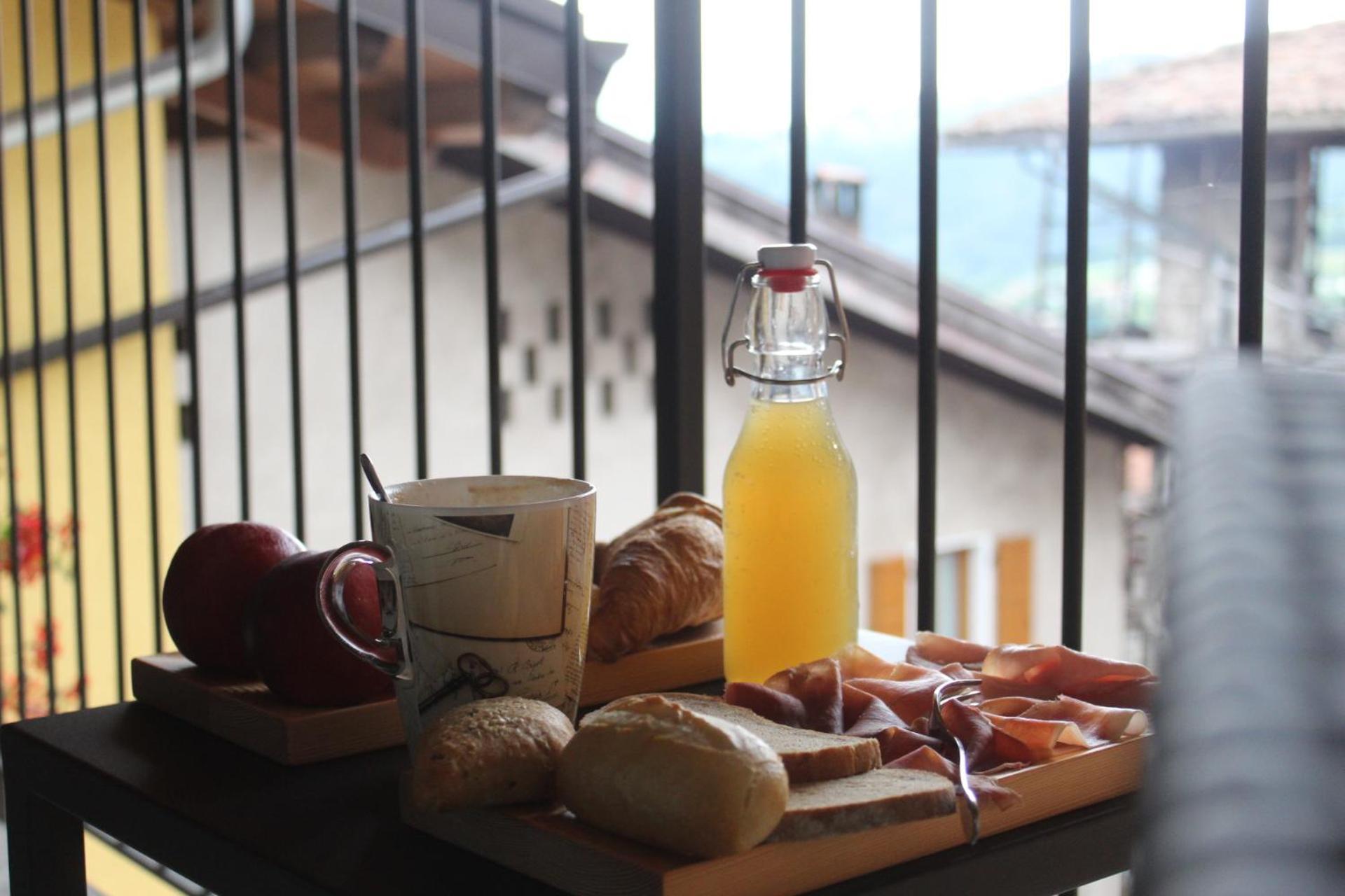 Dolcevita Ambiez B&B San Lorenzo Dorsino Kültér fotó