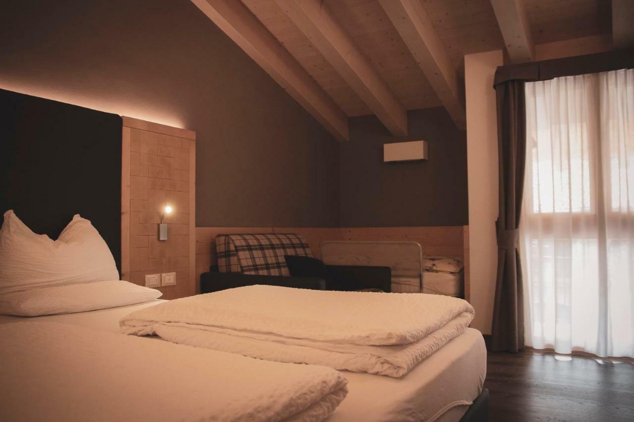 Dolcevita Ambiez B&B San Lorenzo Dorsino Kültér fotó