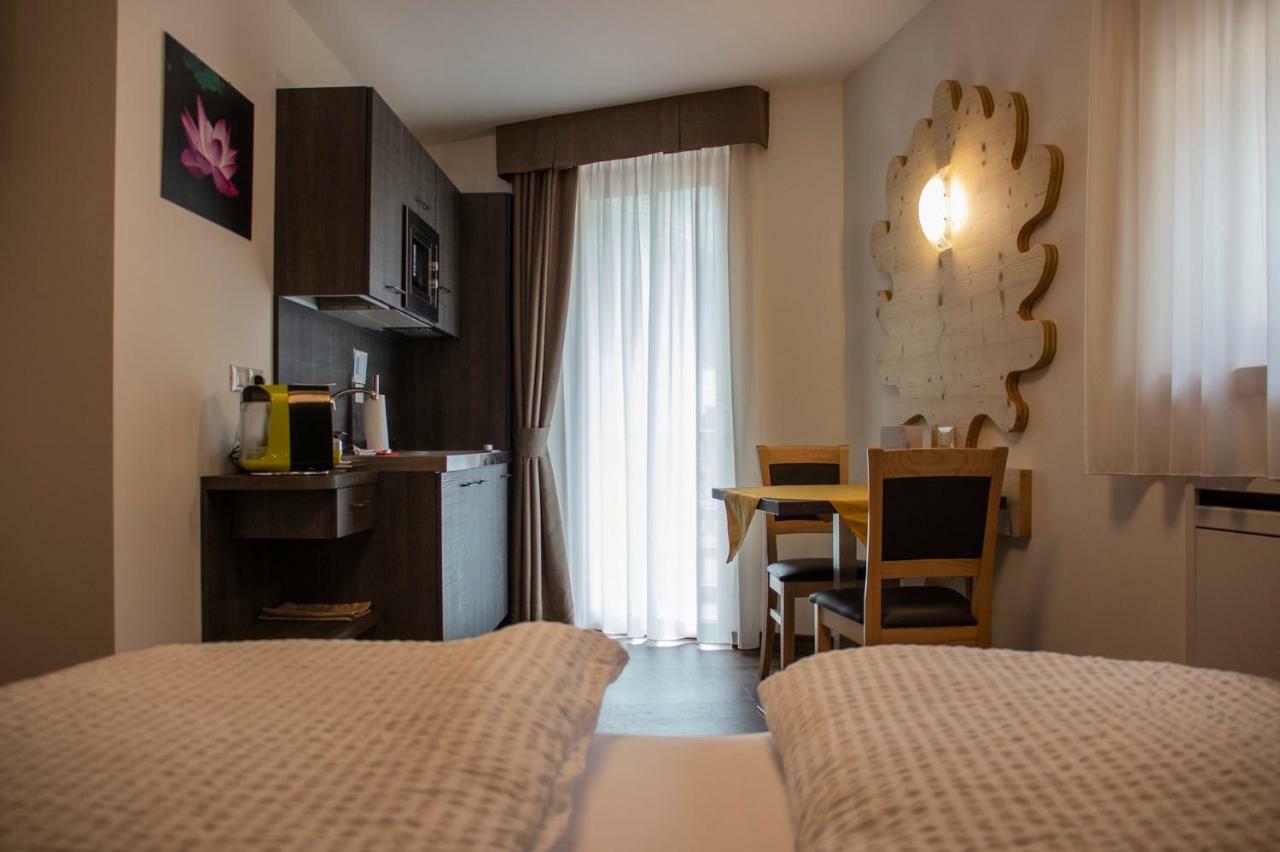 Dolcevita Ambiez B&B San Lorenzo Dorsino Kültér fotó